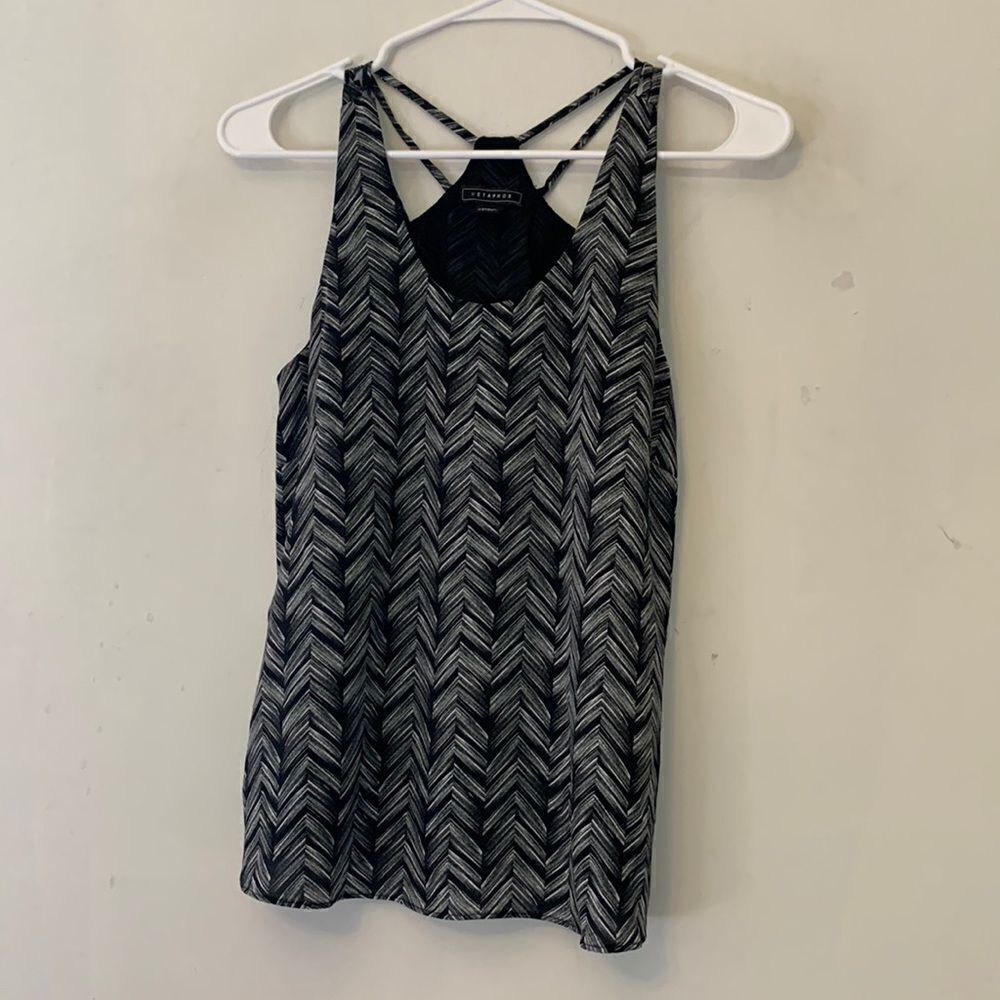Metaphor black and white tank top Size XS
